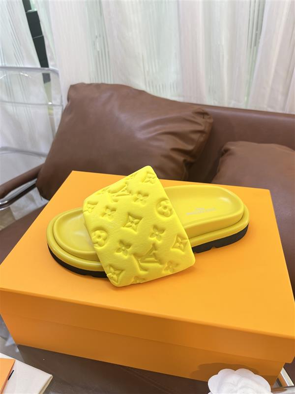 20251128184541565 180